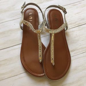 Unisa sandals